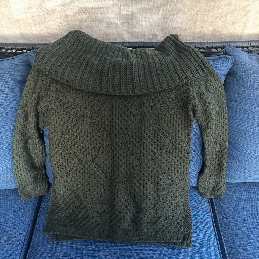 Green off the shoulder sweater (or cowl neck)
